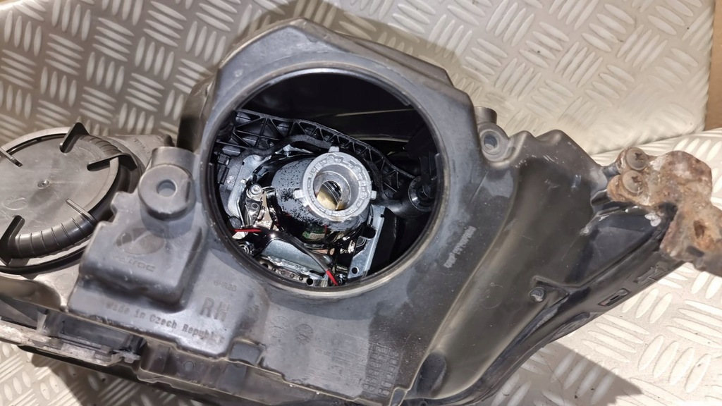 фото №14, Jaguar xf x260 f-pace лампа права перед bi ксенон hid uk gx63-13w029-dd 16r