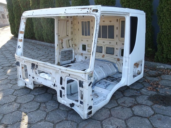 фото №1, Iveco stralis hi-way x-way 13- e6 кабіна niska sypialnia