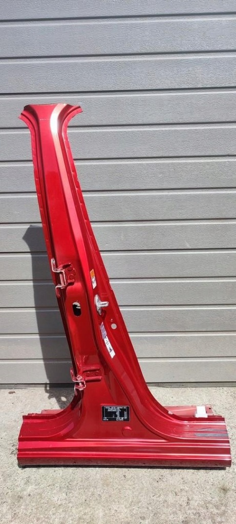 Купить Suzuki swift mk8 стойку правый  zwp