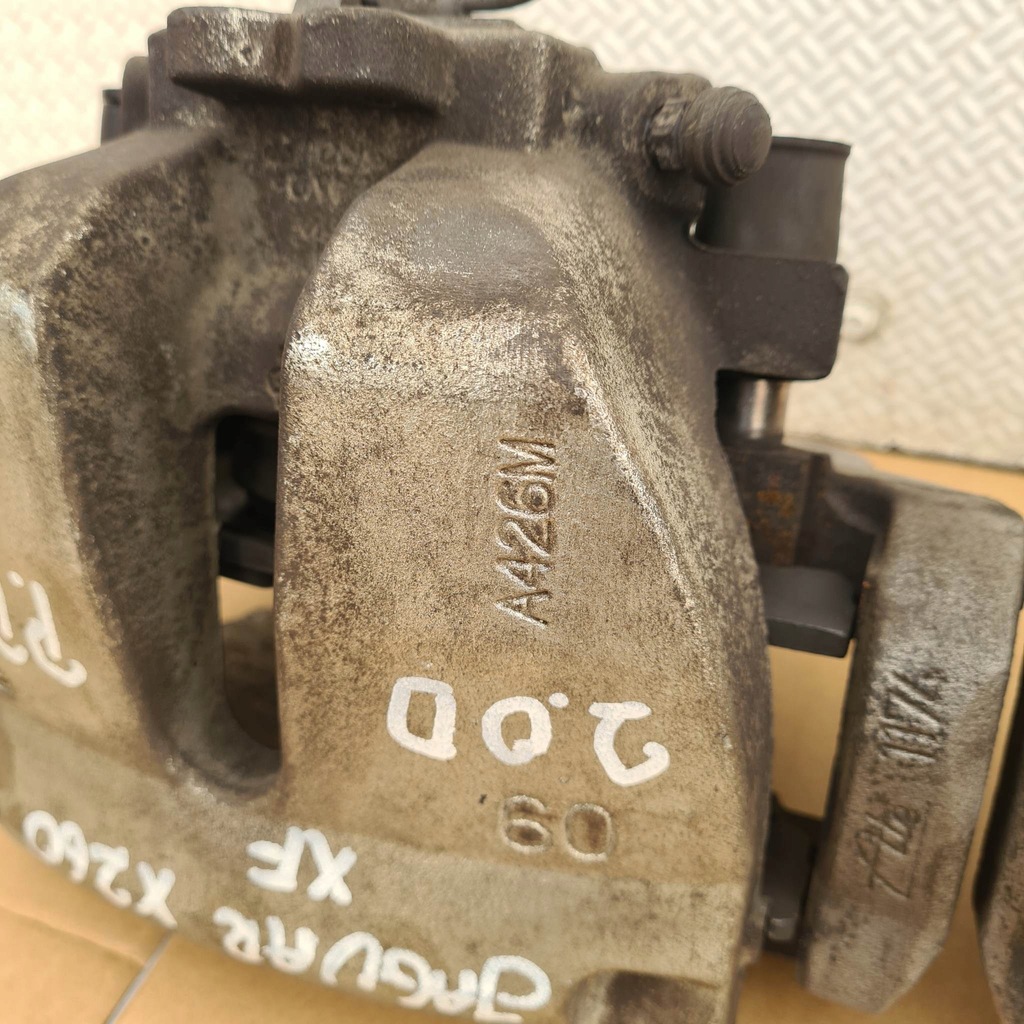 фото №6, Jaguar xf ii 2.0d r-sport супорт гальмівний передній