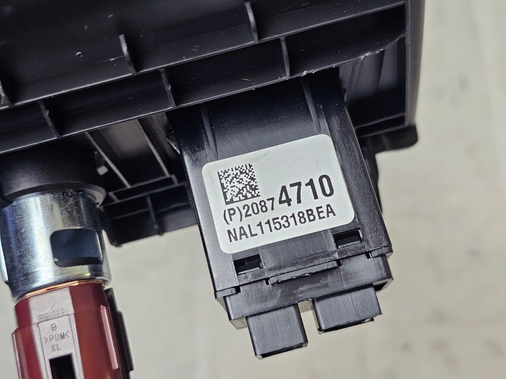 фото №8, Захист прикурювач роз'єм вхід port usb opel mokka a 95080702