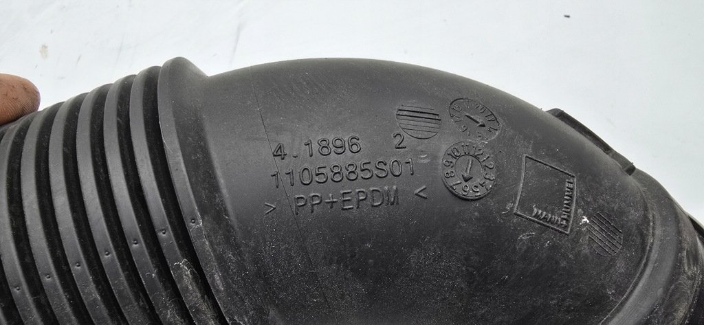 Шланг труба воздуха mini f55 f56 1.5 b 1105885s01 Оригинал