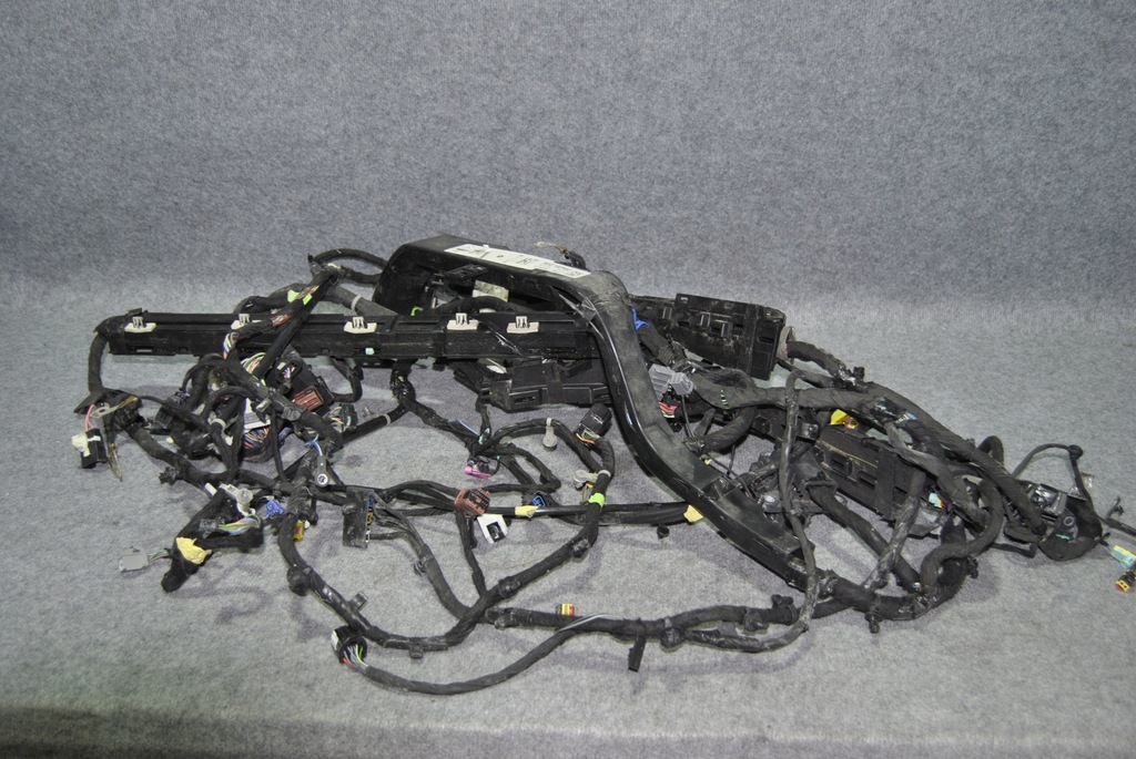 фото №1, Dodge ram 1500 5 gen 2019-електропроводка кабіни салону