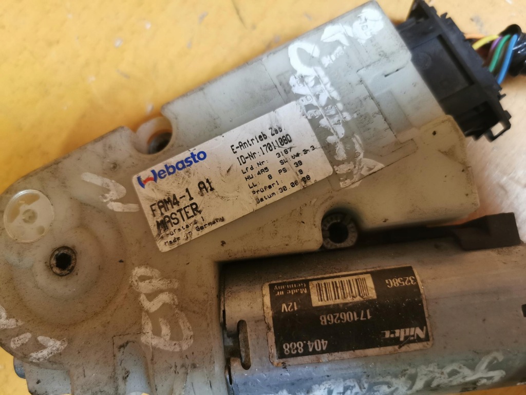 фото №8, Моторчик люк комплект renault espace iv 1710626b 04-14