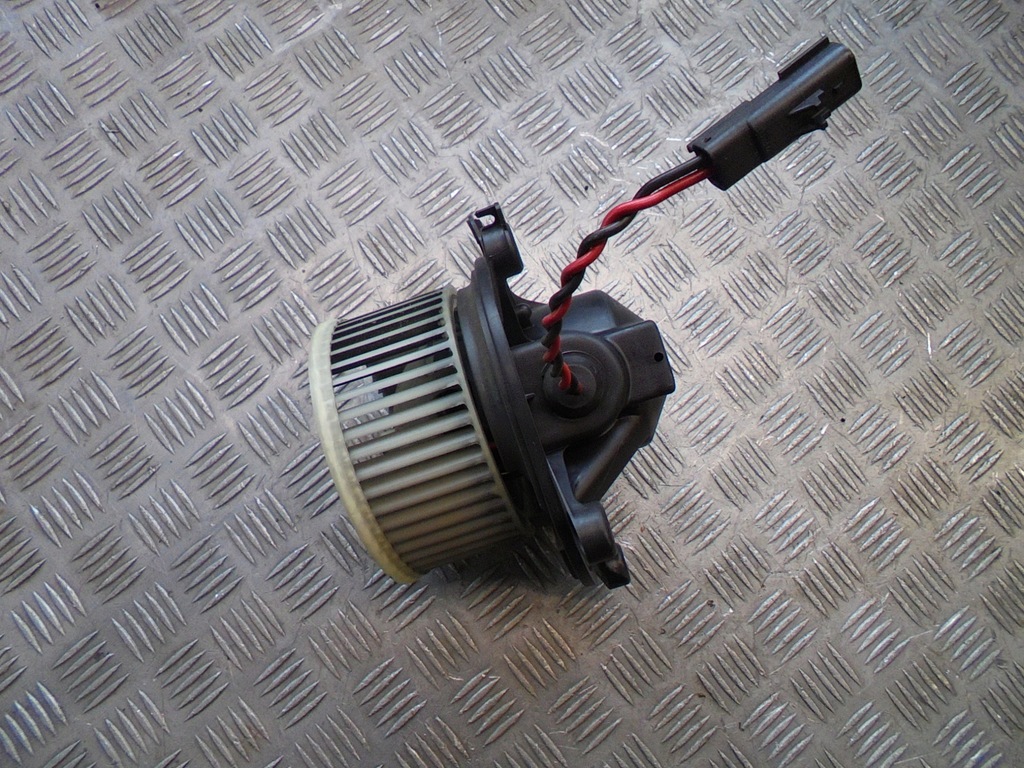 фото №1, Воздуходувка воздуховод 790876g chrysler pt cruiser