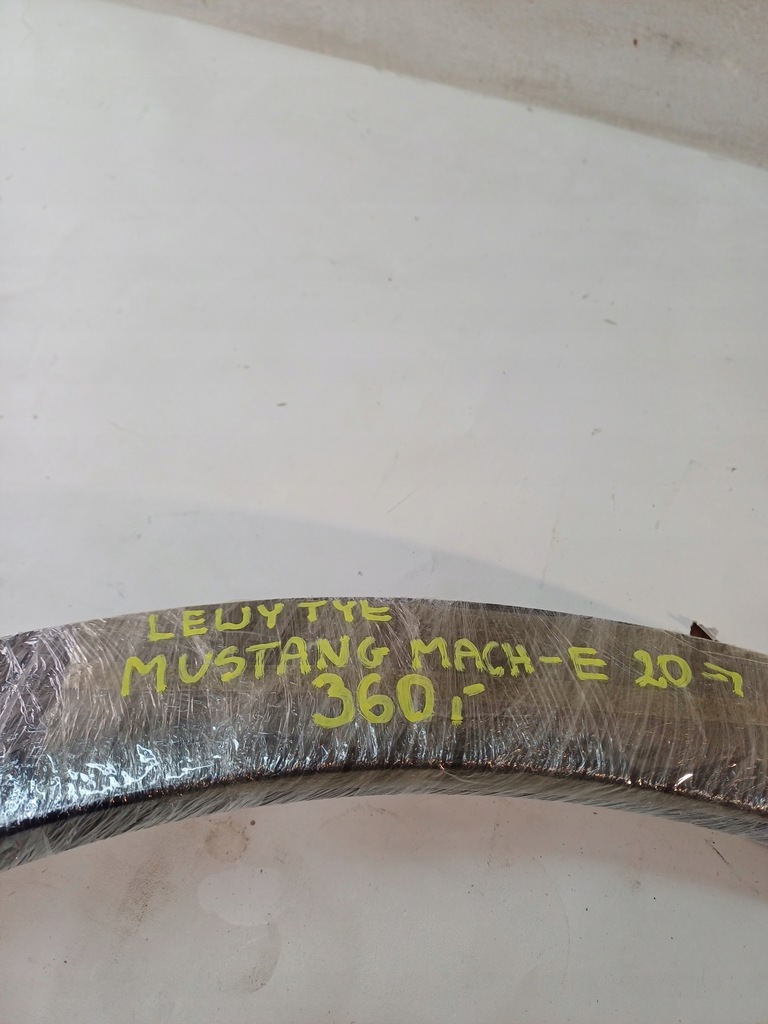 фото №16, Молдинг крила лівий задня задня ліва ford mustang mach-e 20-