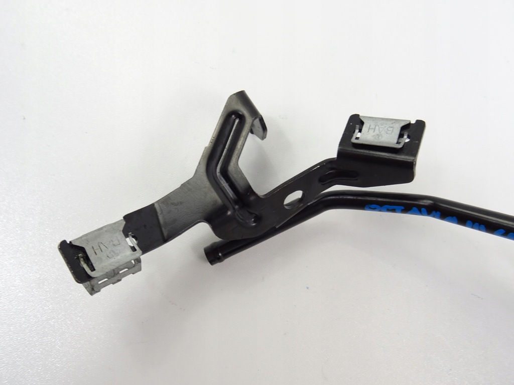 фото №10, Трубки шланги wody vw golf vii tiguan t-roc 2,0 tdi 04l121070ab