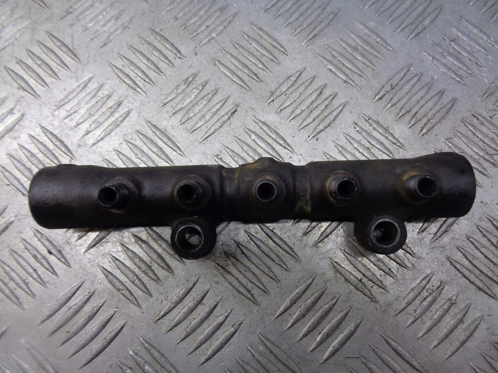 фото №1, Молдинг упорскування toyota corolla verso 2.0 d4d