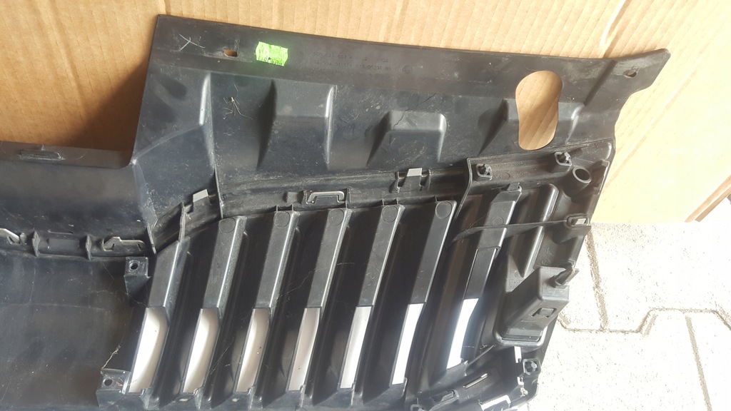 фото №11, Skoda оригинальный номер 5e0853653a решётка радиатора решётка радиатора octavia iii rs lift