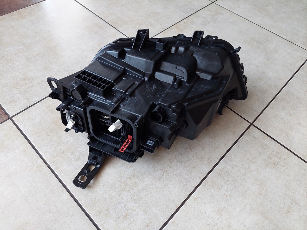 фото №11, Лампа правая - full led - opel astra vi l 6