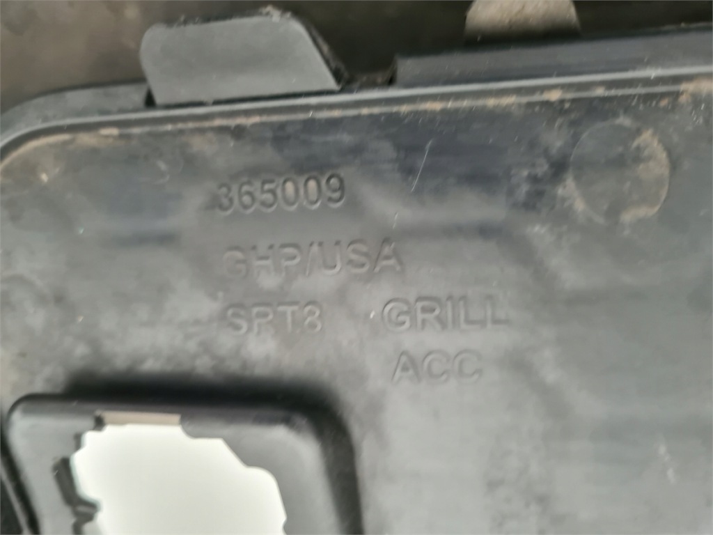 Jeep grand cherokee srt8 wk2 бампер перед передний 10-14r. Доставка