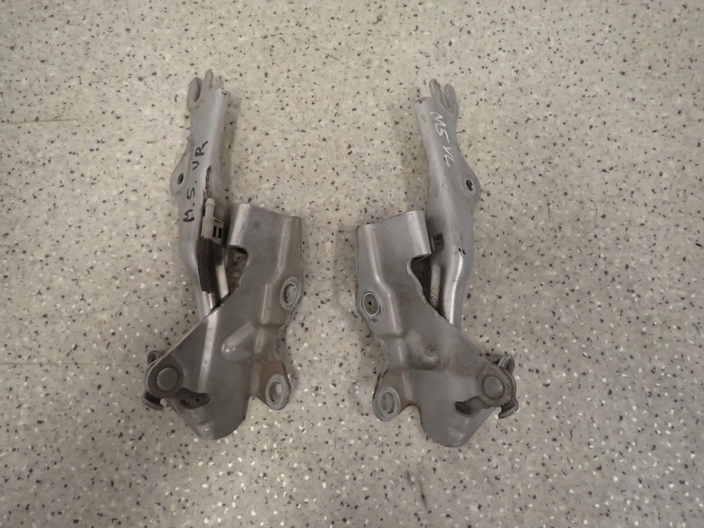 фото №1, Mazda 5 mazda5 05-10 петля капот лівий