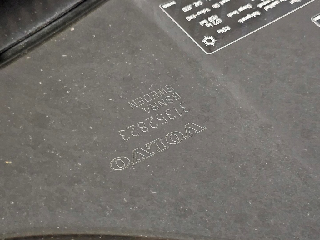 Капот крышка двигателя volvo v60 s60 рестайлинг  487 2013-2017 Недорого