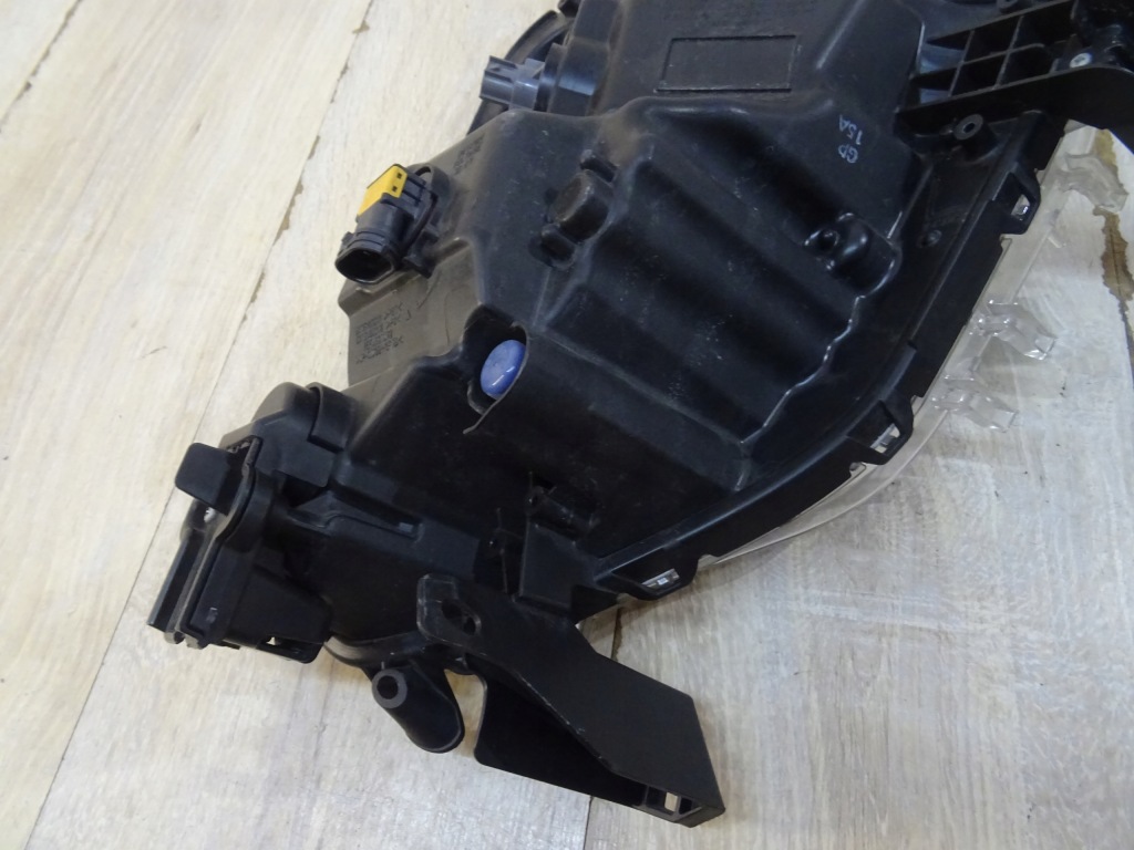 Противотуманная фара левый mitsubishi eclipse cross 17- w4323 llu с Разборки