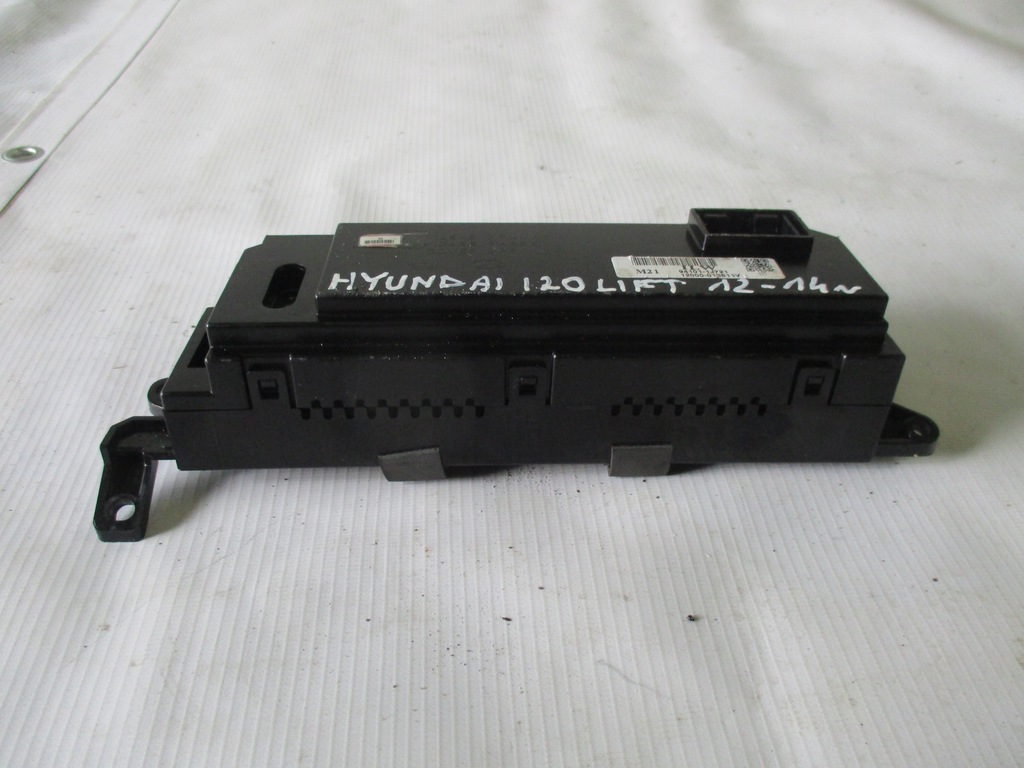 фото №7, Дисплей приборная панель hyundai i20 lift 94101-1j721