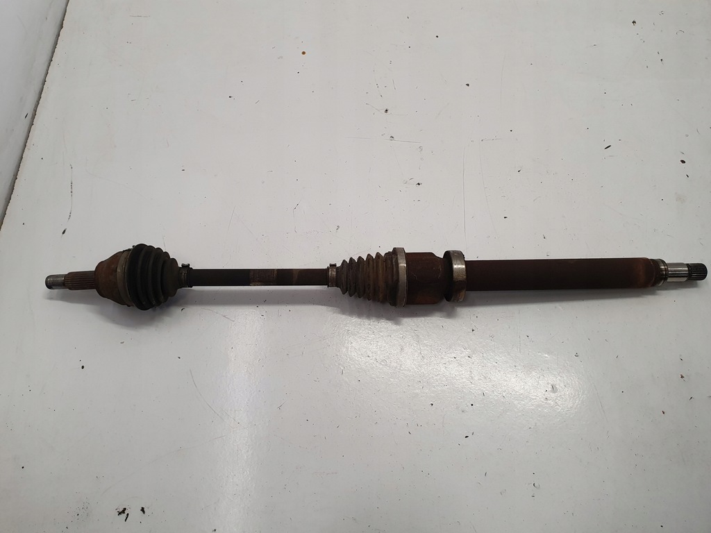 фото №1, Ford b-max fiesta привідний вал права 1.4 16v 8v513b436cd