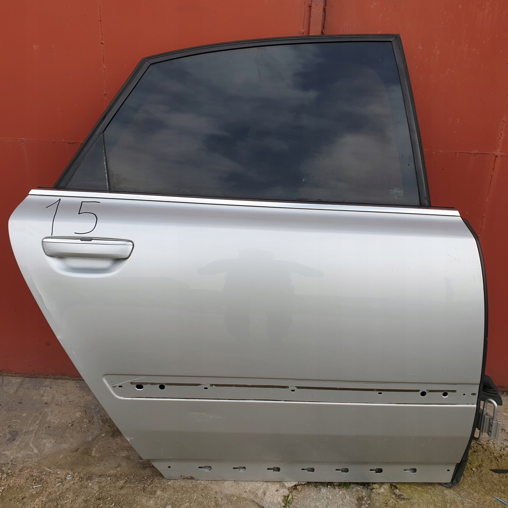 фото №1, Дверь правое задняя audi a8 d3