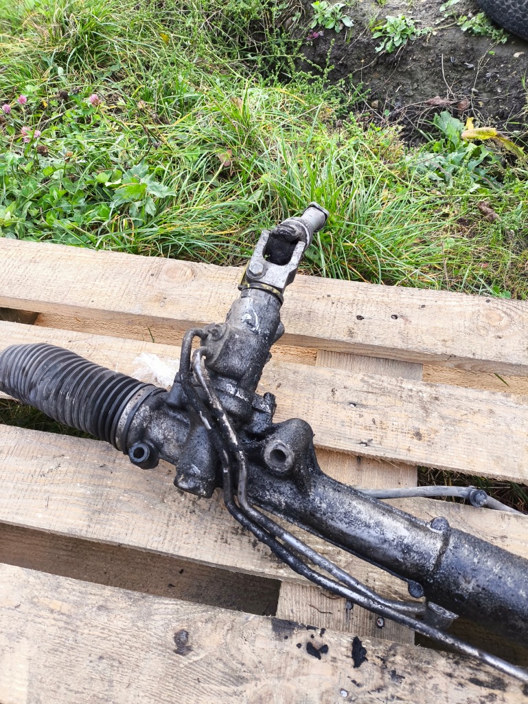 Mercedes w212 трансмісія кермова рейка рульова mercedes 2124603700 ? Зі Шроту