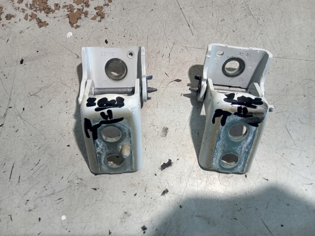 фото №1, Peugeot 2008 ii петля петлі двері правий задня