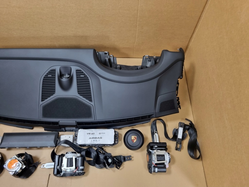 фото №8, Porsche cayenne coupe 9y lift приборная панель консоль подушки безопасности подушка безопасности ремни