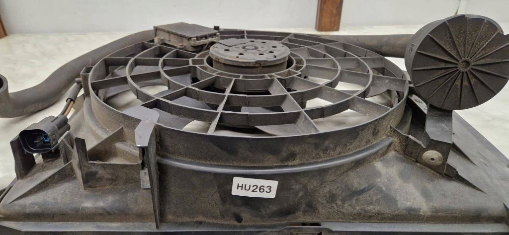 Вентилятор радиатора вентилятор bmw e46 1.9 бензин m43b19 0130303827 с Разборки