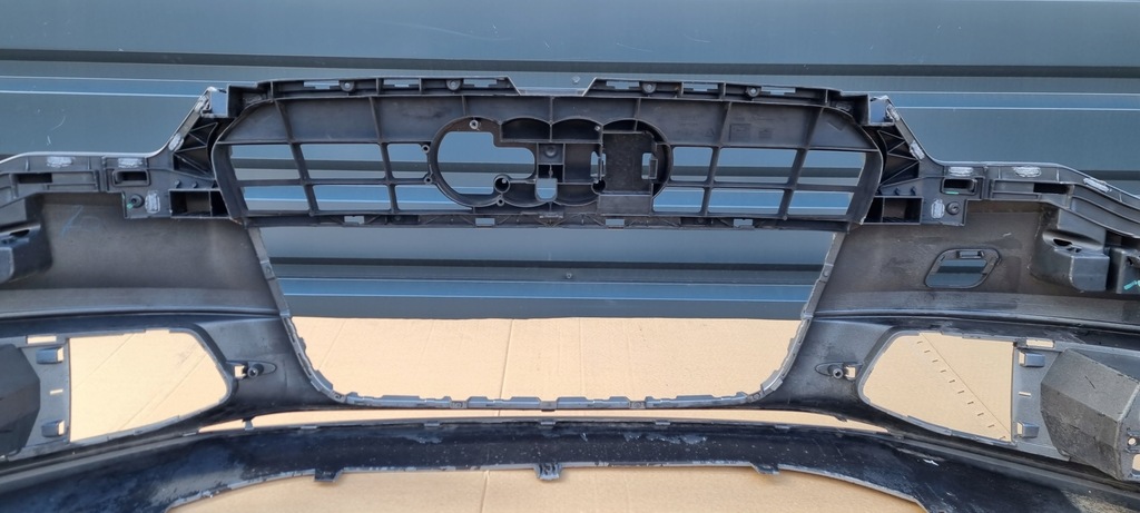 фото №10, Audi a6 c7 s-line 11- бампер перед оригинал a061