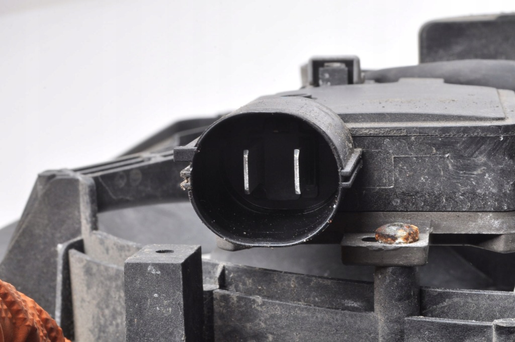 Volvo v40 2 1.6 d d2 вентилятор радиатора 31319165 Недорого