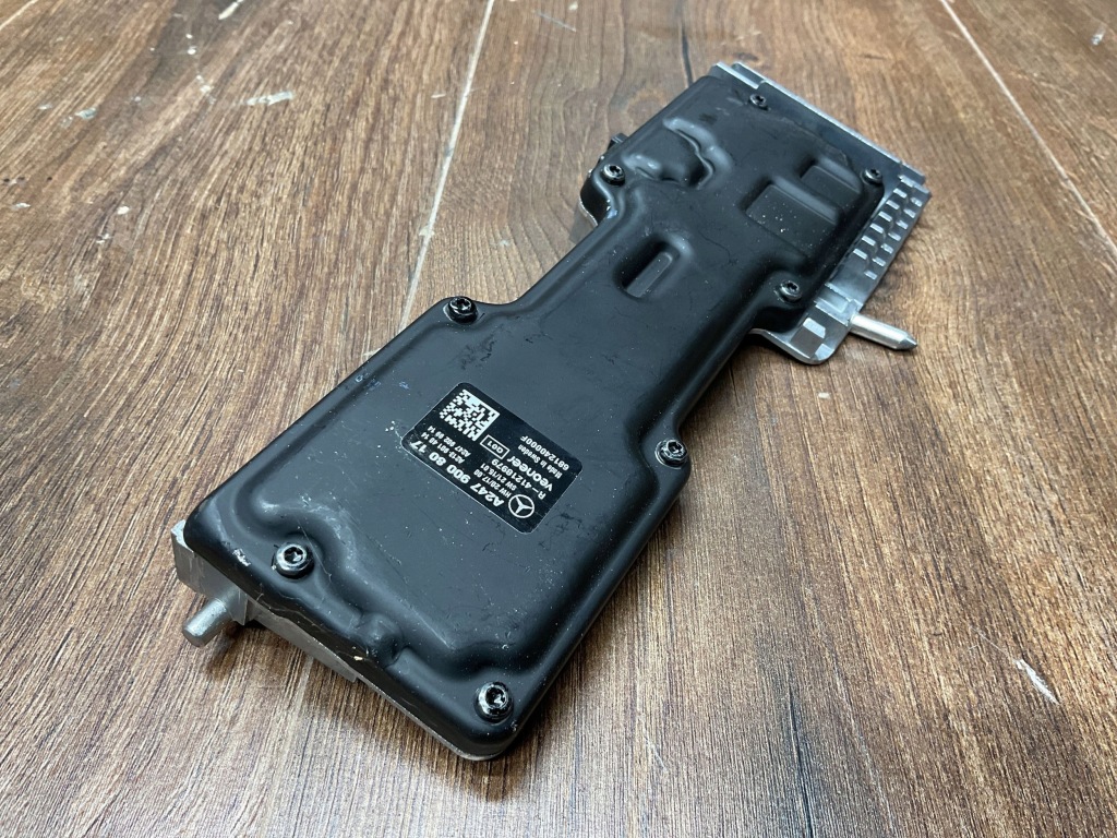 Купить Камера стекло передней mercedes-benz a2479008017