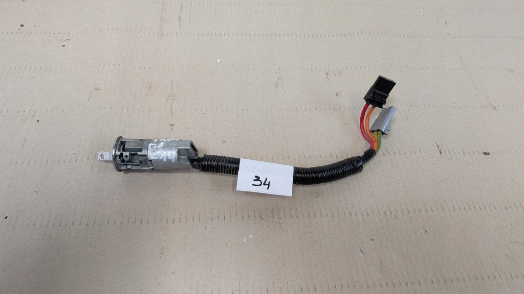 Купити Trafic vivaro primastar 2 01-14 замок запалювання ключ