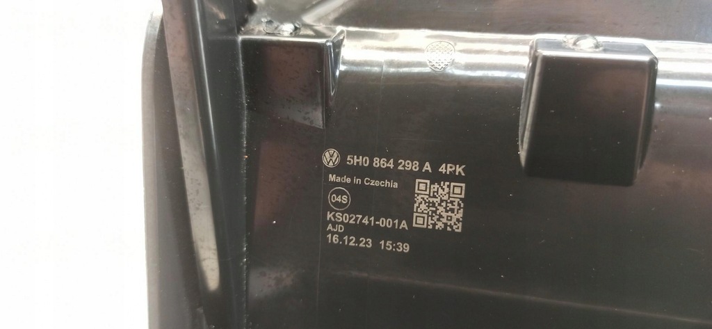 фото №7, Vw golf viii 8 hb решётка обдув задняя 5h0864298a