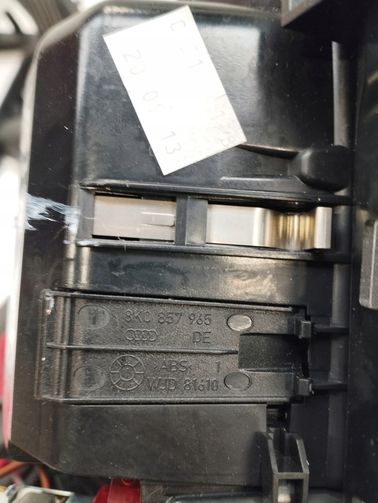 фото №12, Audi a4 b8 a5 q5 пепельница 8k0857951c