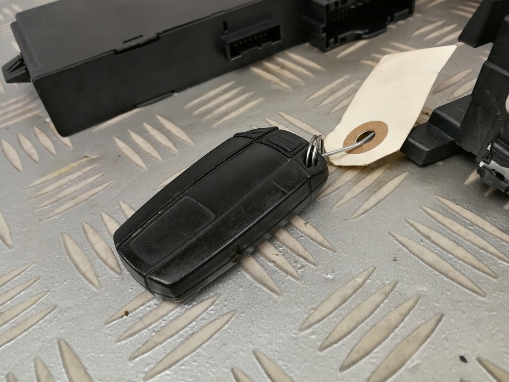 фото №9, 8512291 набір стартовий бортовий комп'ютер ключ зчитувач bmw e90 e91 320d 2,0 d n47