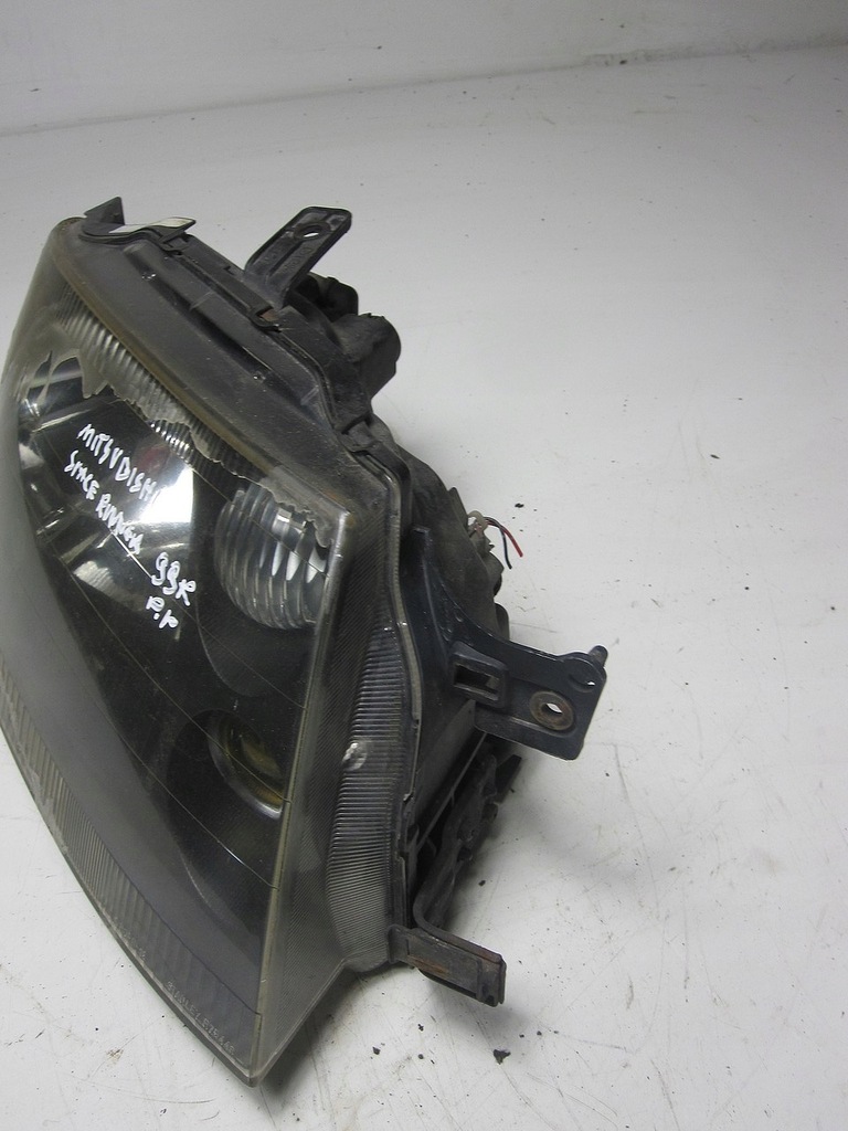 фото №3, Лампа передня права mitsubishi space runner 99r