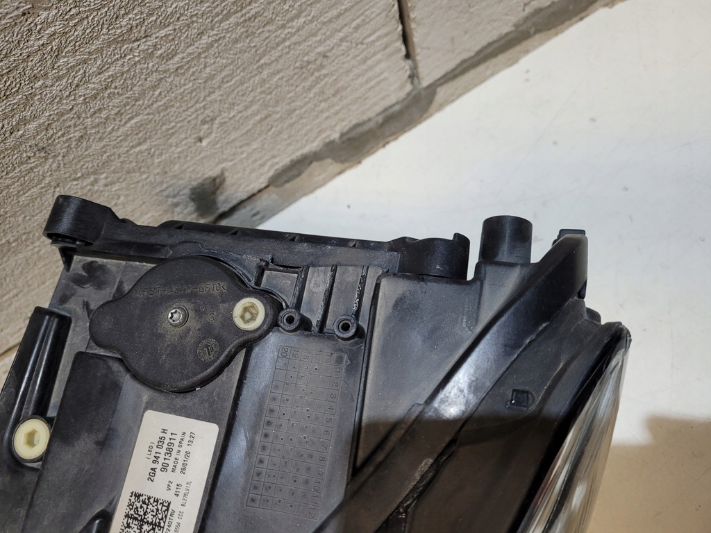 фото №4, Лампа левая перед vw t-roc full led 2ga