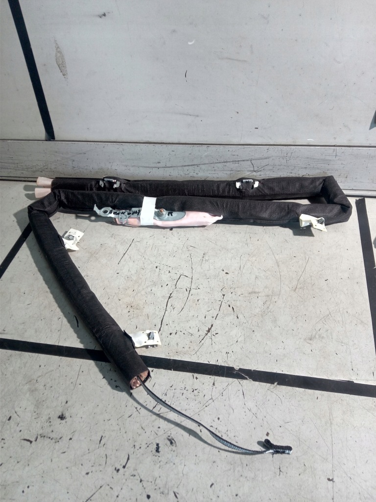 фото №1, Opel grandland x шторка безпеки права 9824239980