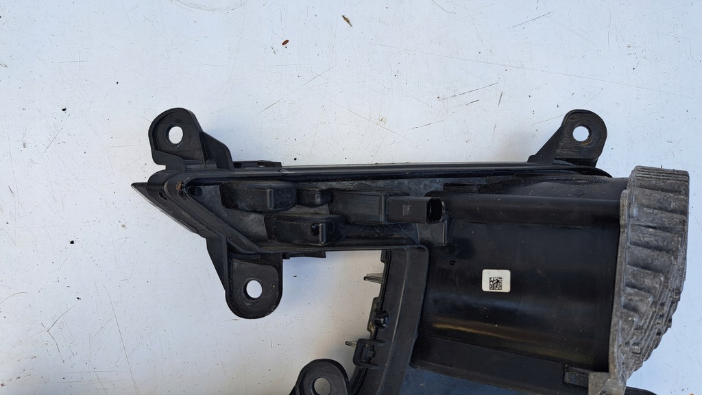 фото №11, Протитуманна фара led drl vw passat b8 gte правий