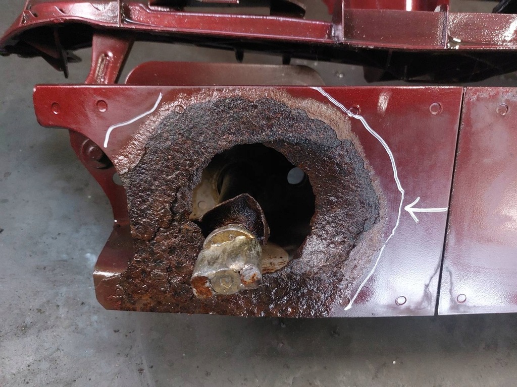 фото №12, Kompletny перед капот бампер лампы focus mk1 p8