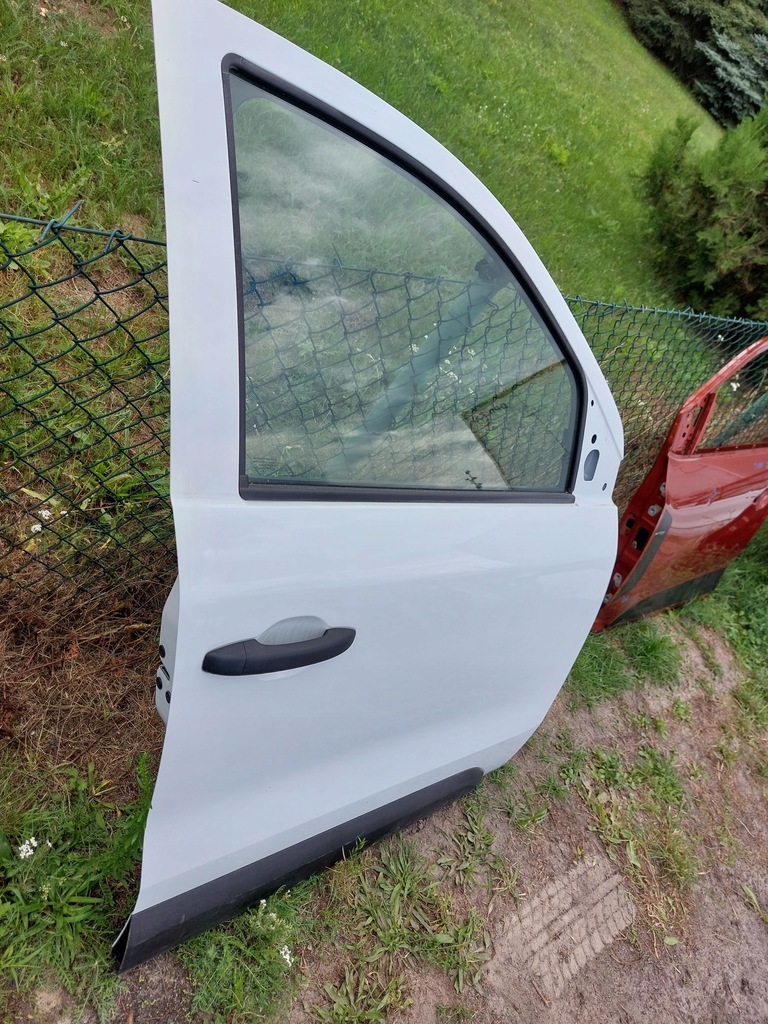 фото №3, Дверь правое передние renault express 21-