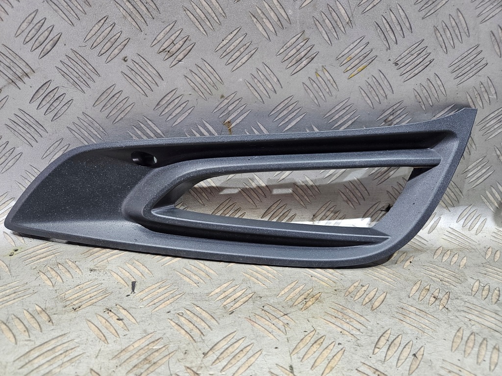 Правая  противотуманная фара решётка бампера opel astra k Киев