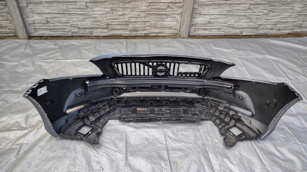 Бампер volvo v40 ii перед передний pdc радар 12-20 Киев