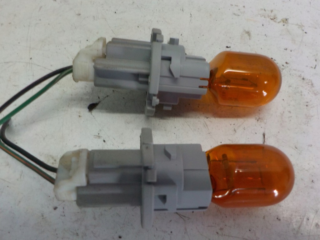 фото №1, Mazda 6 цоколь лампочка