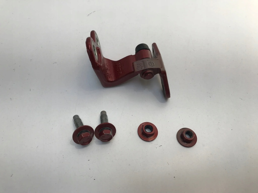 фото №1, Qashqai iii j12 2022 петля дверь правый задняя верхний