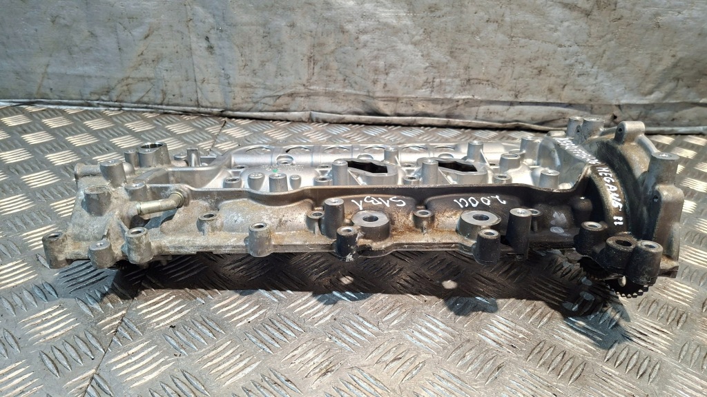 Кришка клапанів з розподільчі вали renault megane ii 2.0dci Недорого