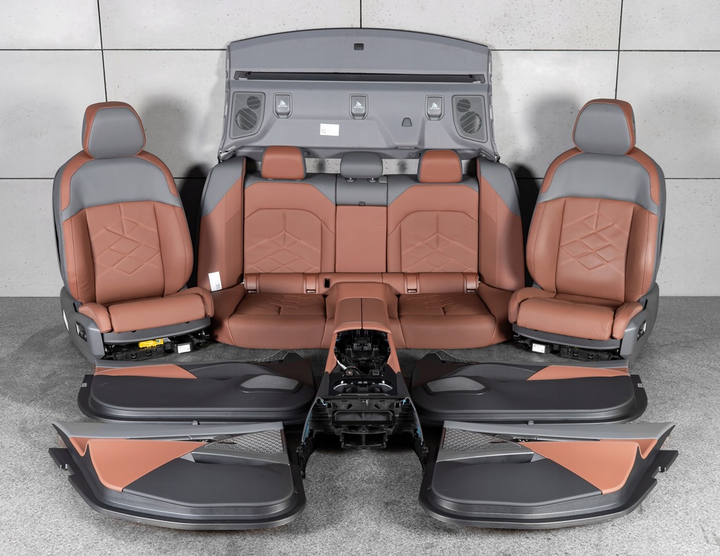 фото №1, Bmw 5 g60 сиденья сиденье салон середина individual atlasgrau b&w