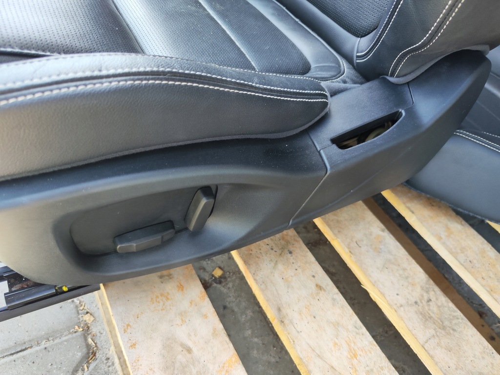 фото №10, Сидіння заднє сидіння шкіра r sport jaguar xf x260 2016