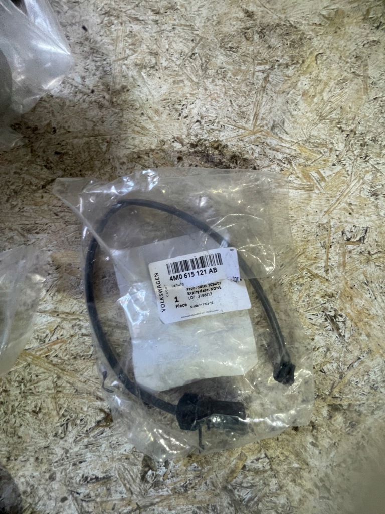 фото №8, Набор подрамник приводной вал амортизатор поворотный кулак audi q7 4m0