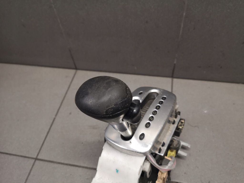 фото №9, Выборщик передач audi a8 d2 eu 2.5 tdi 4d0713041g