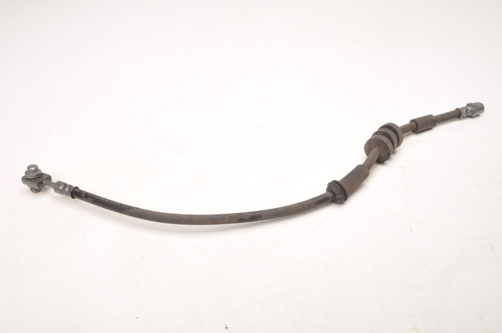 фото №4, Mercedes eqb x243 шланг тормозной левый перед