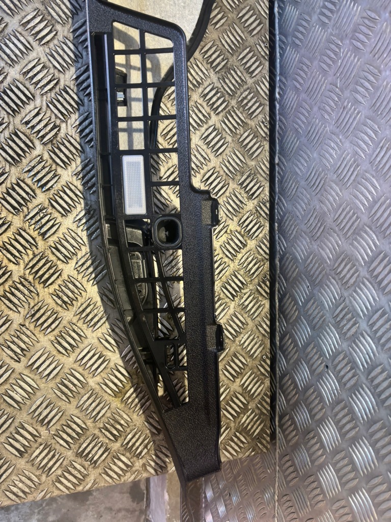 Bmw 3gt f34 обшивка багажника 51477295591 в Україні