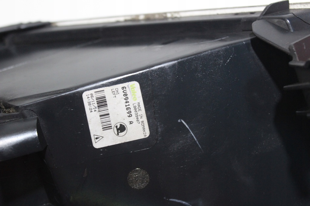 фото №7, Противотуманная фара левый перед skoda fabia 3 iii lift 6v0941699a полный